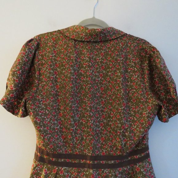 Floral Button-Up Dress - Picture 11 of 16